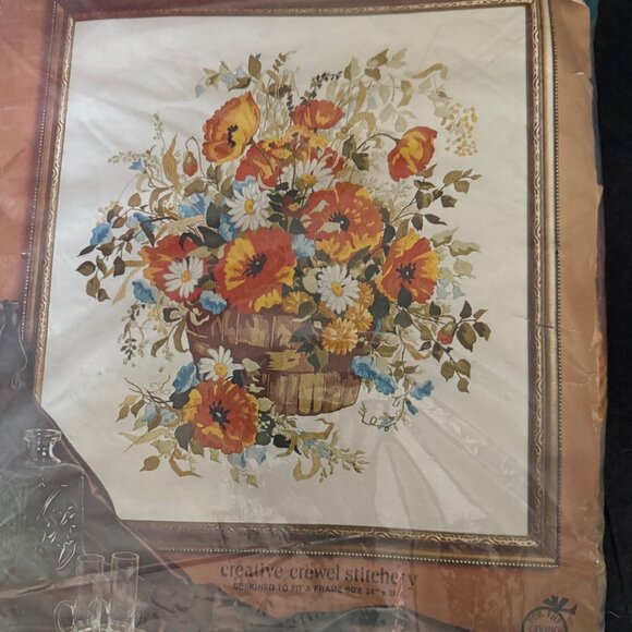 Paragon Needlecraft "Summer Bouquet" Creative Crewel Stitchery Kit - Picture 2 of 5